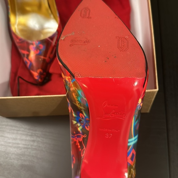Christian Louboutin Hot Chick Disco Pointed Toe Pump. - Picture 3 of 4